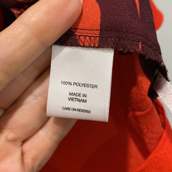 New York & Company Red Button Down Blouse Size Large - Picture 14 of 16